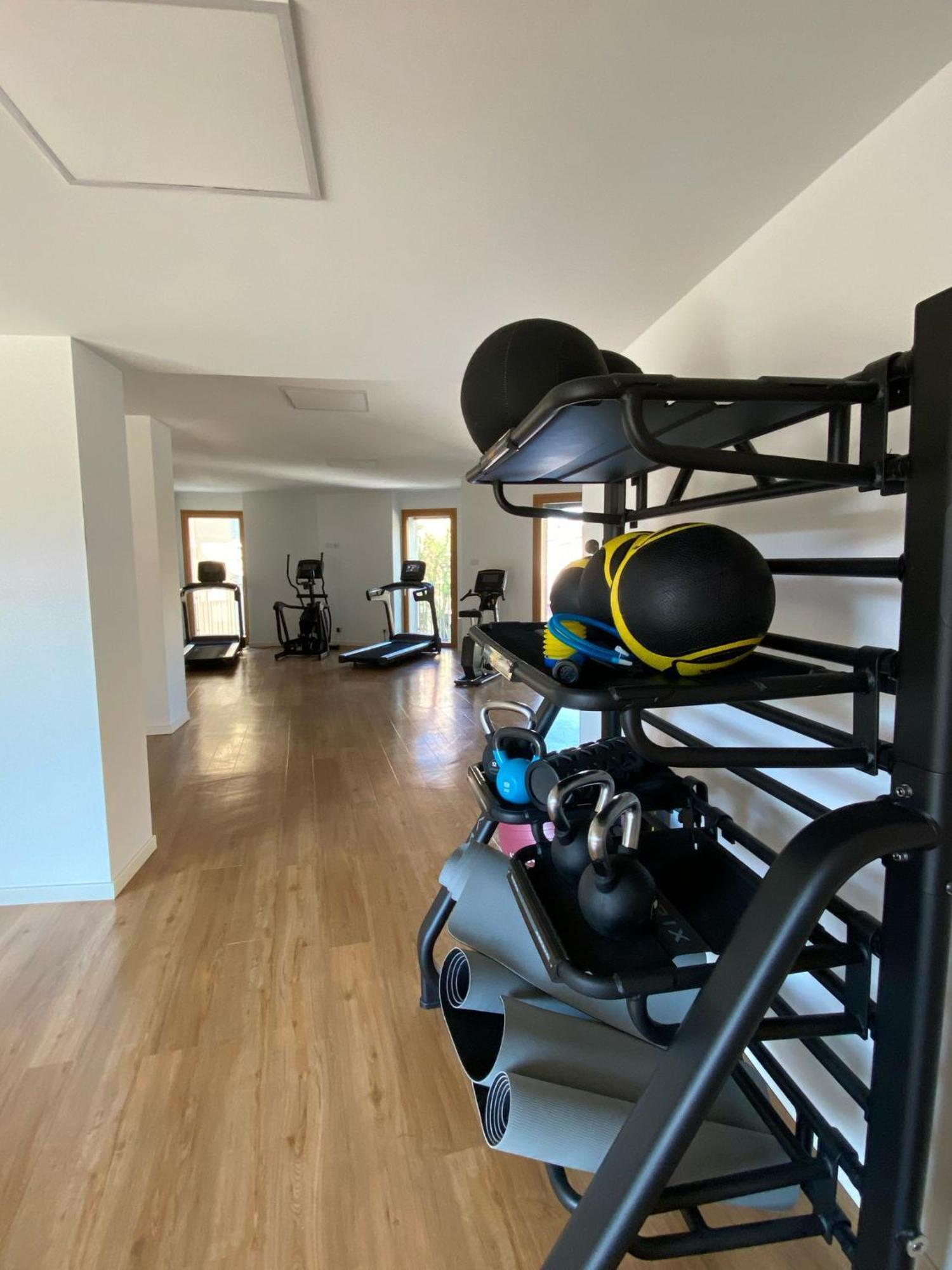 Comecasa Modern Terraced & Palestra Apartment Milano Eksteriør billede
